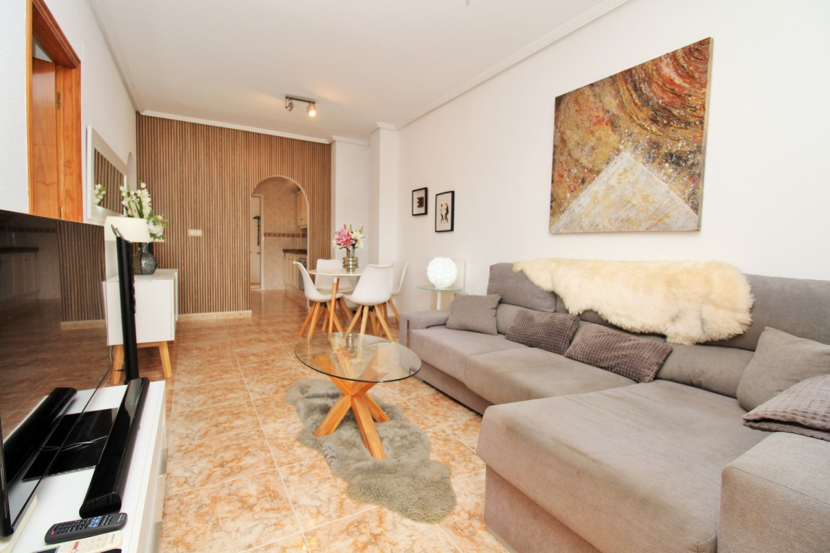 Resale - Apartment  - Punta Prima
