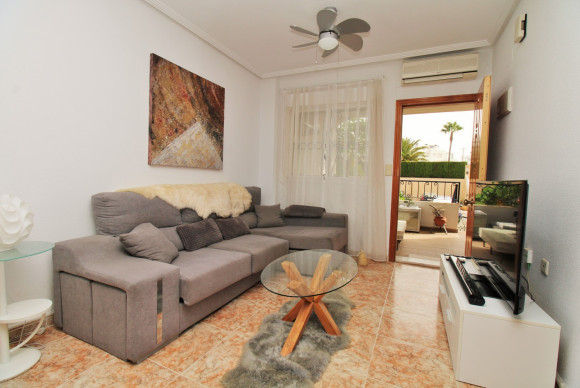 Resale - Apartment  - Punta Prima