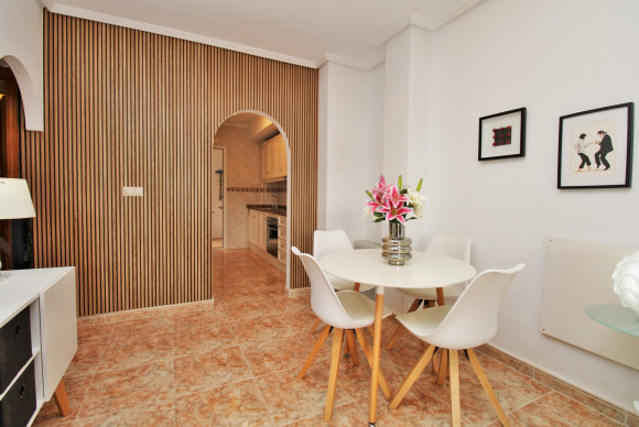 Resale - Apartment  - Punta Prima