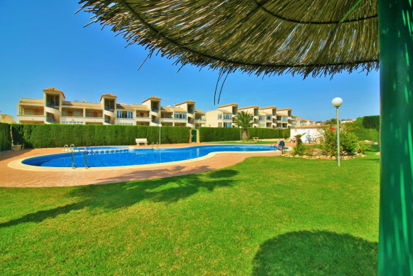 Resale - Apartment  - Punta Prima