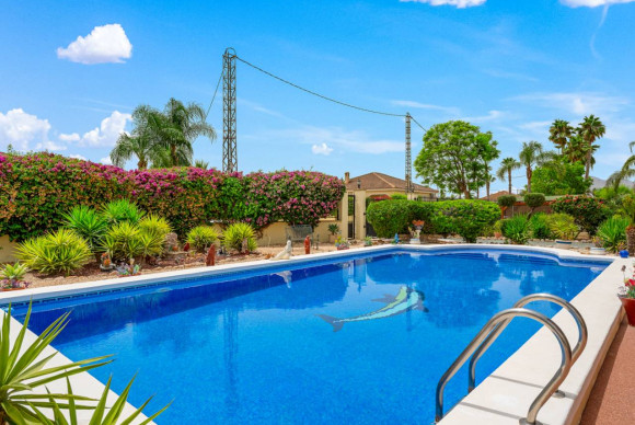 Resale - Villa - Catral