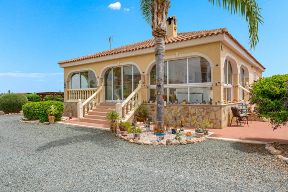 Resale - Villa - Catral
