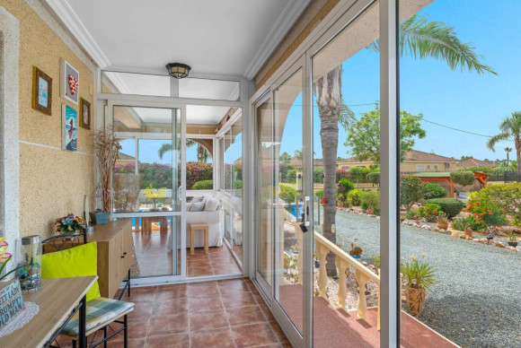 Resale - Villa - Catral