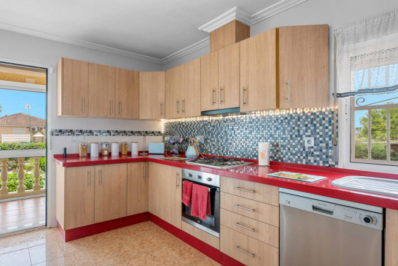 Resale - Villa - Catral