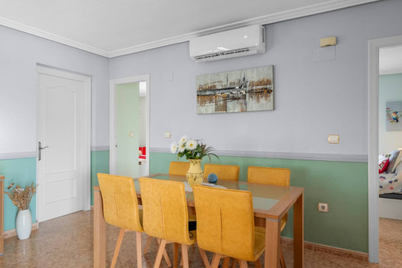 Resale - Villa - Catral