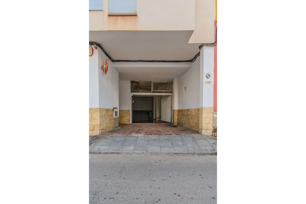 Herverkoop - Garage - Torrevieja - Parque de Las Naciones