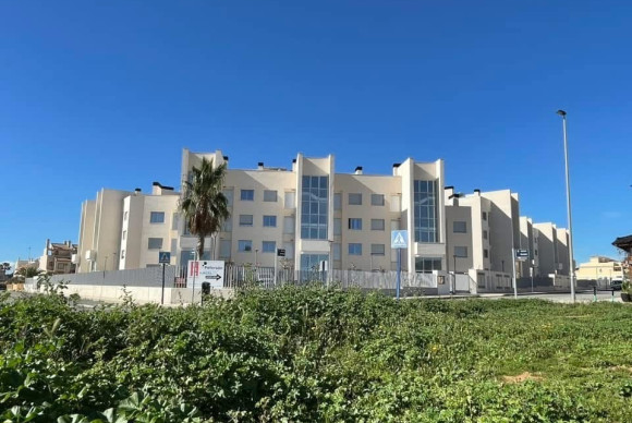 Resale - Apartment  - Orihuela Costa - Villamartin