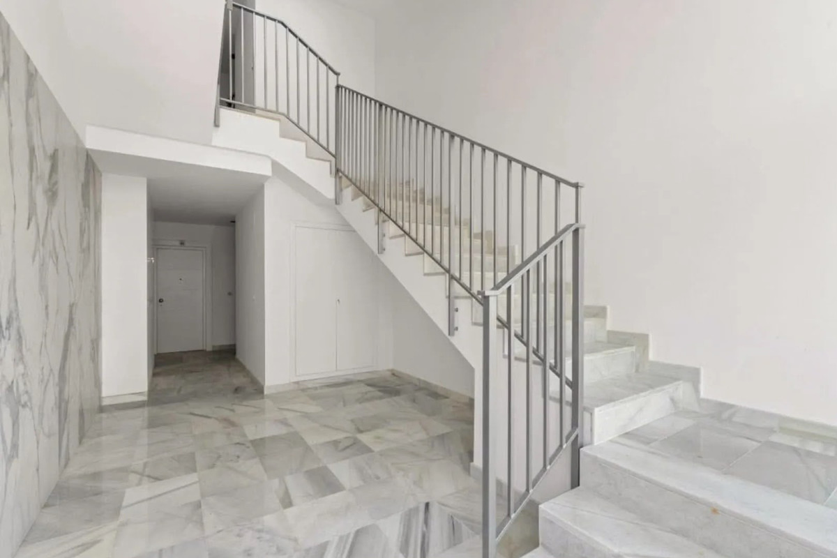 Resale - Apartment  - Orihuela Costa - Villamartin