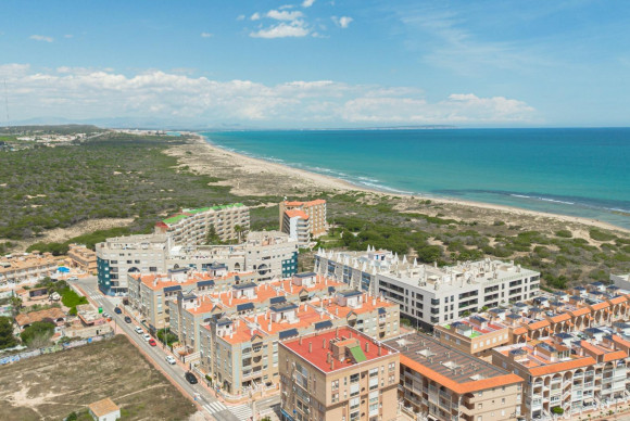 Herverkoop - Appartement  - Torrevieja - La Mata pueblo