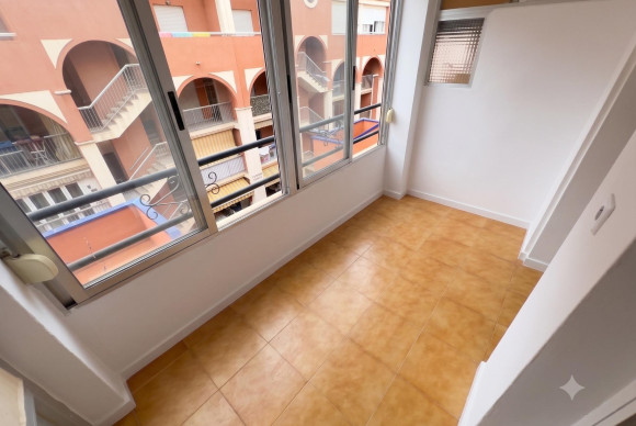 Herverkoop - Appartement  - Torrevieja - La Mata pueblo
