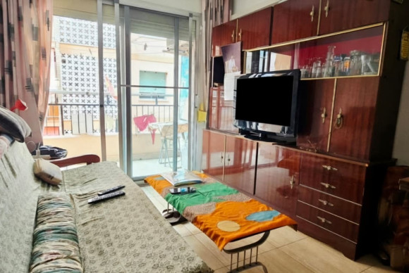 Herverkoop - Apartment / flat - Benidorm - Centro