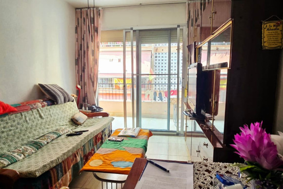 Herverkoop - Apartment / flat - Benidorm - Centro