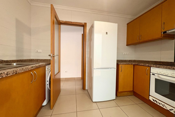 Resale - Apartment / flat - Ondara