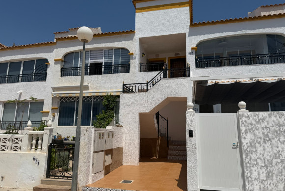Reventa - Apartamento / piso - Orihuela Costa - Entre Naranjos Vistabella
