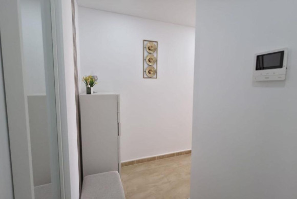 Herverkoop - Appartement  - Torrevieja - torrevieja