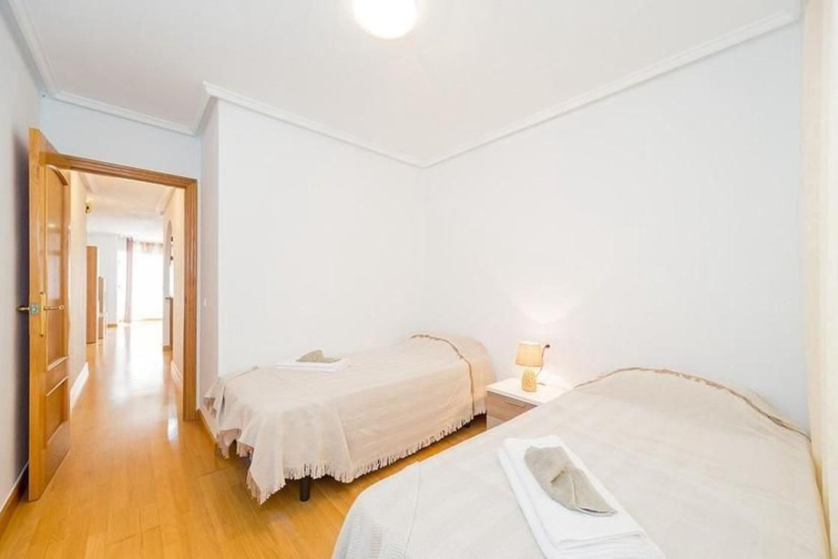 Reventa - Apartamento / piso - Torrevieja - torrevieja