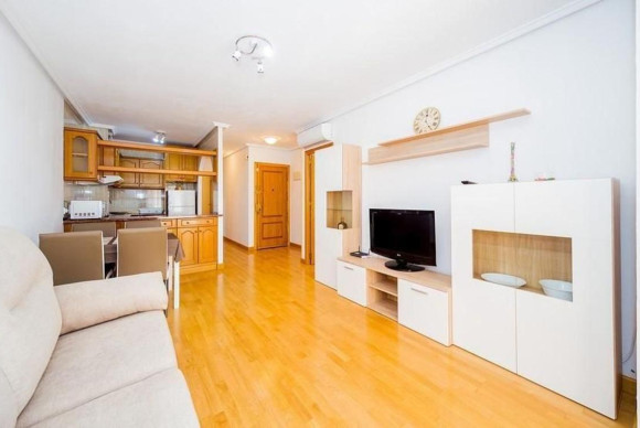 Reventa - Apartamento / piso - Torrevieja - torrevieja