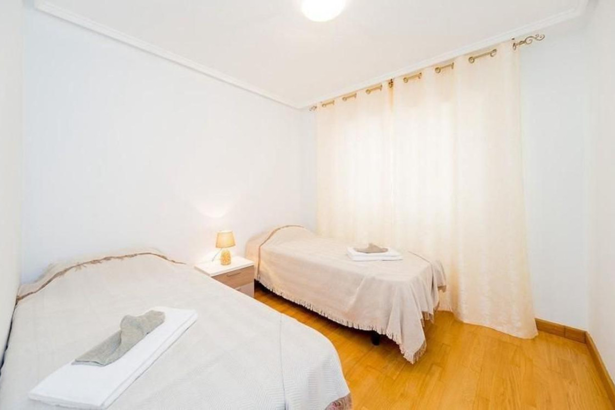 Reventa - Apartamento / piso - Torrevieja - torrevieja