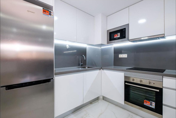 Resale - Apartment  - Torrevieja - torrevieja