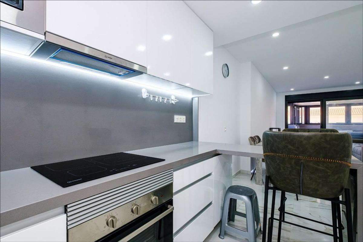 Resale - Apartment  - Torrevieja - torrevieja