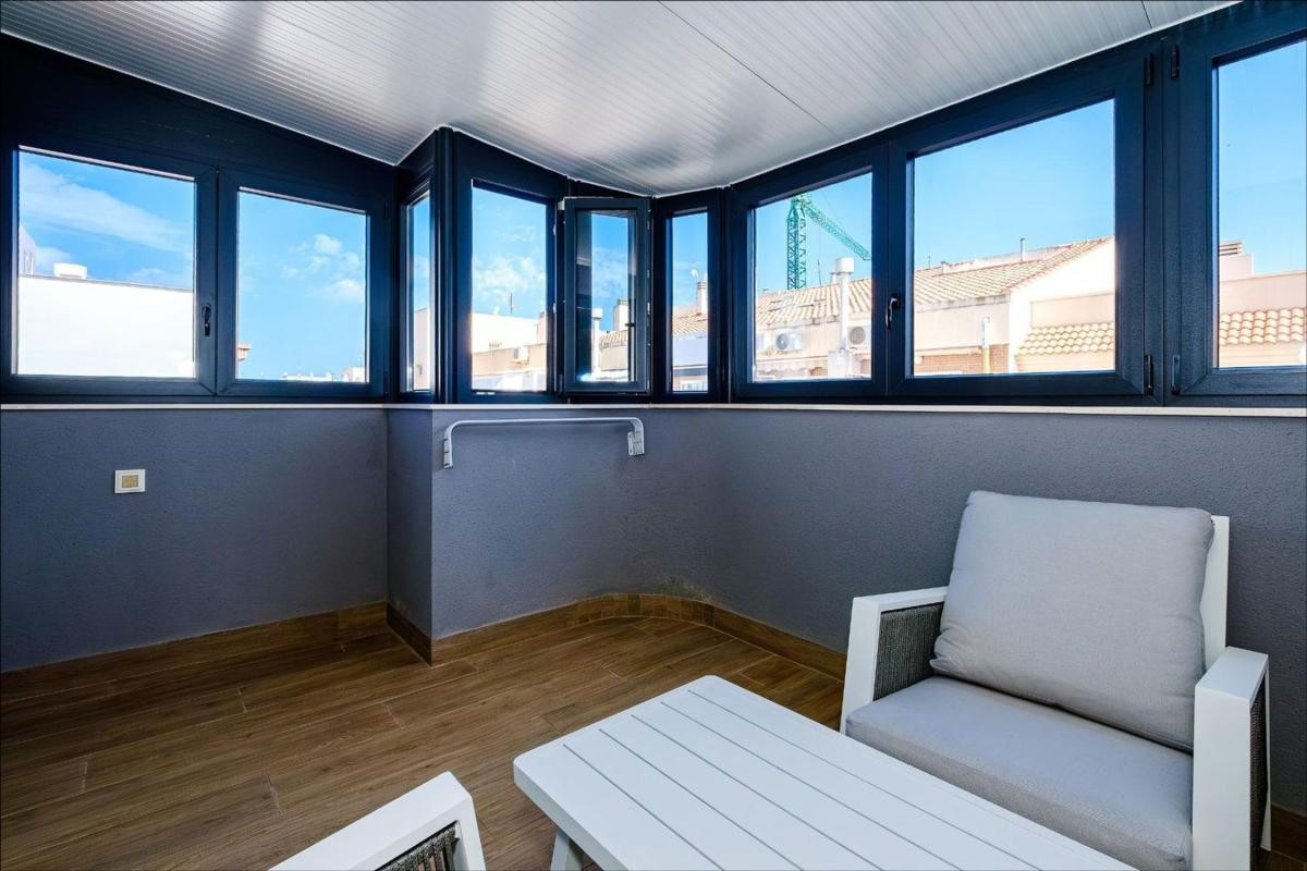 Resale - Apartment  - Torrevieja - torrevieja