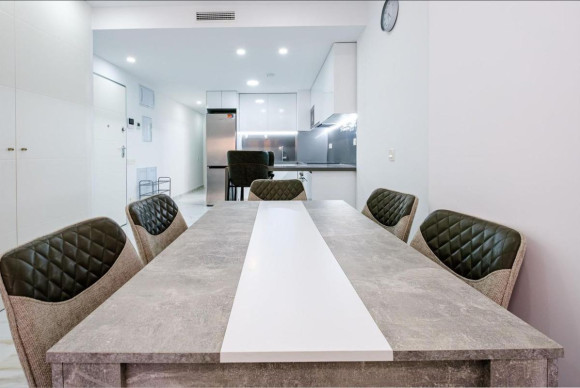 Resale - Apartment  - Torrevieja - torrevieja