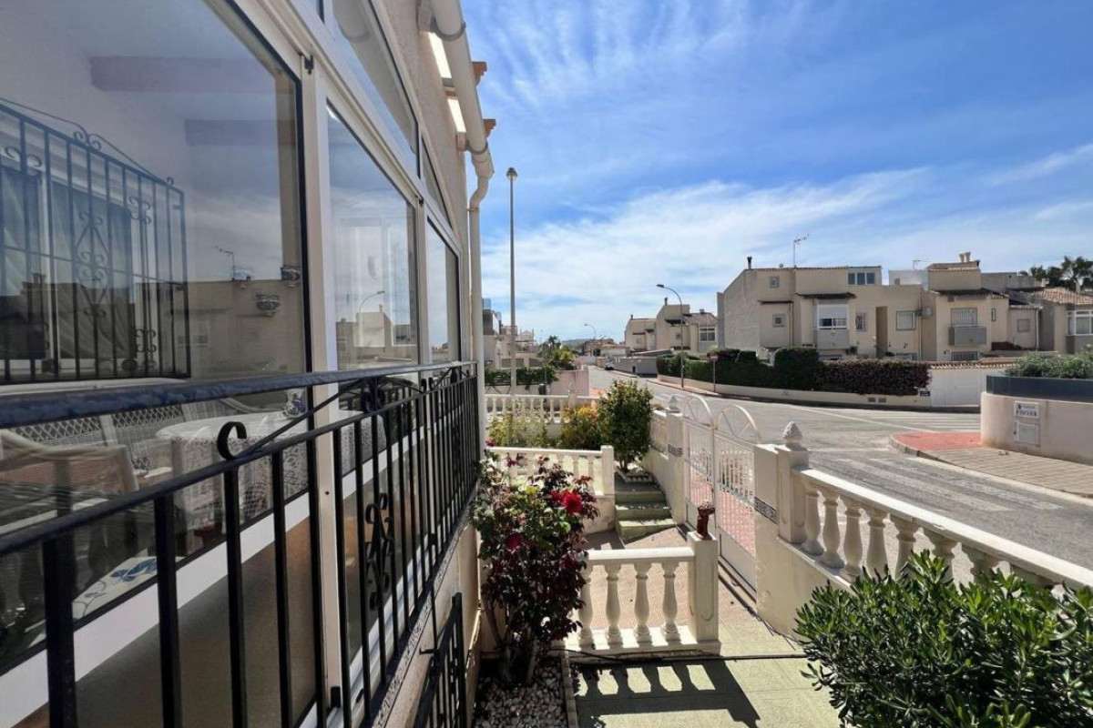 Herverkoop - Villa - Torrevieja - torrevieja