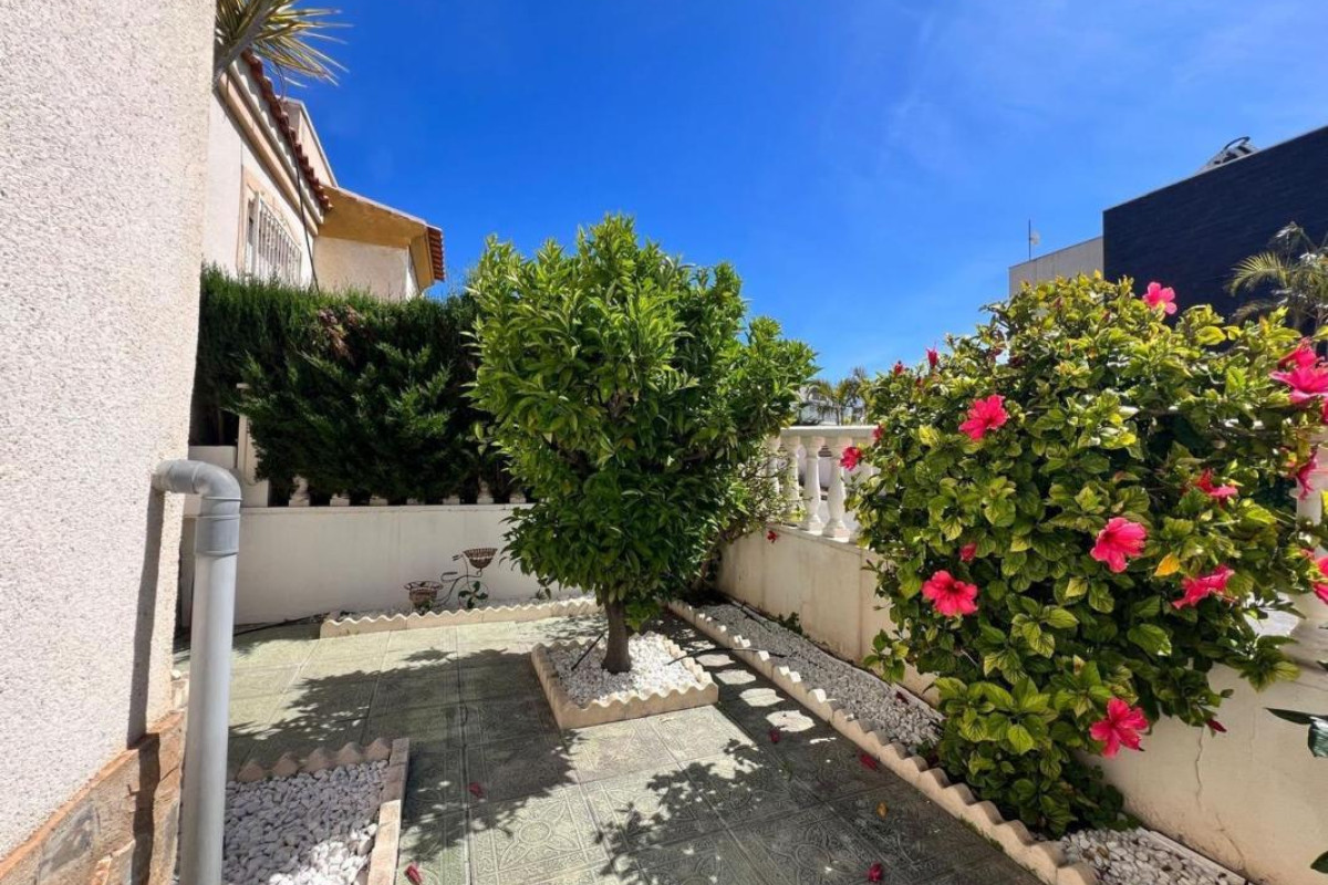Herverkoop - Villa - Torrevieja - torrevieja