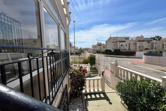 Herverkoop - Villa - Torrevieja - torrevieja