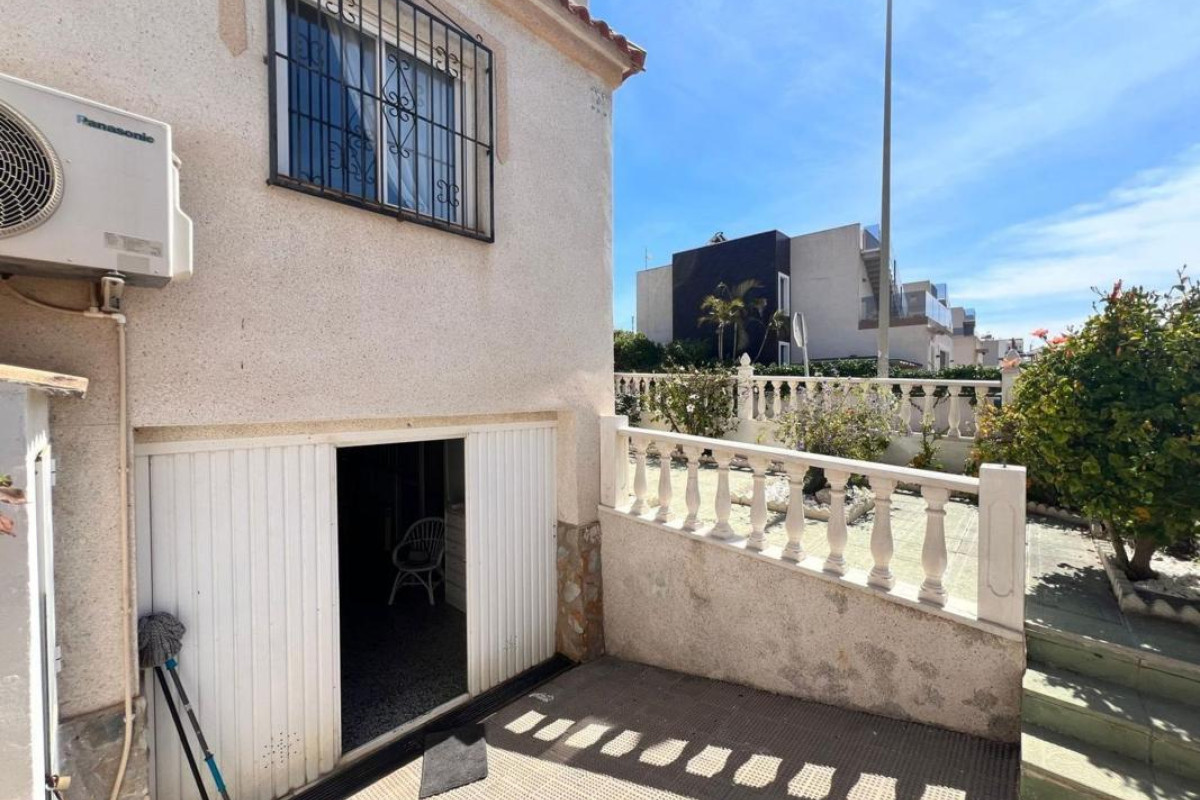 Herverkoop - Villa - Torrevieja - torrevieja