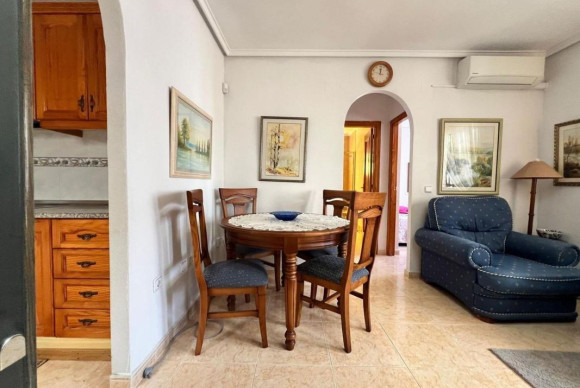 Herverkoop - Villa - Torrevieja - torrevieja