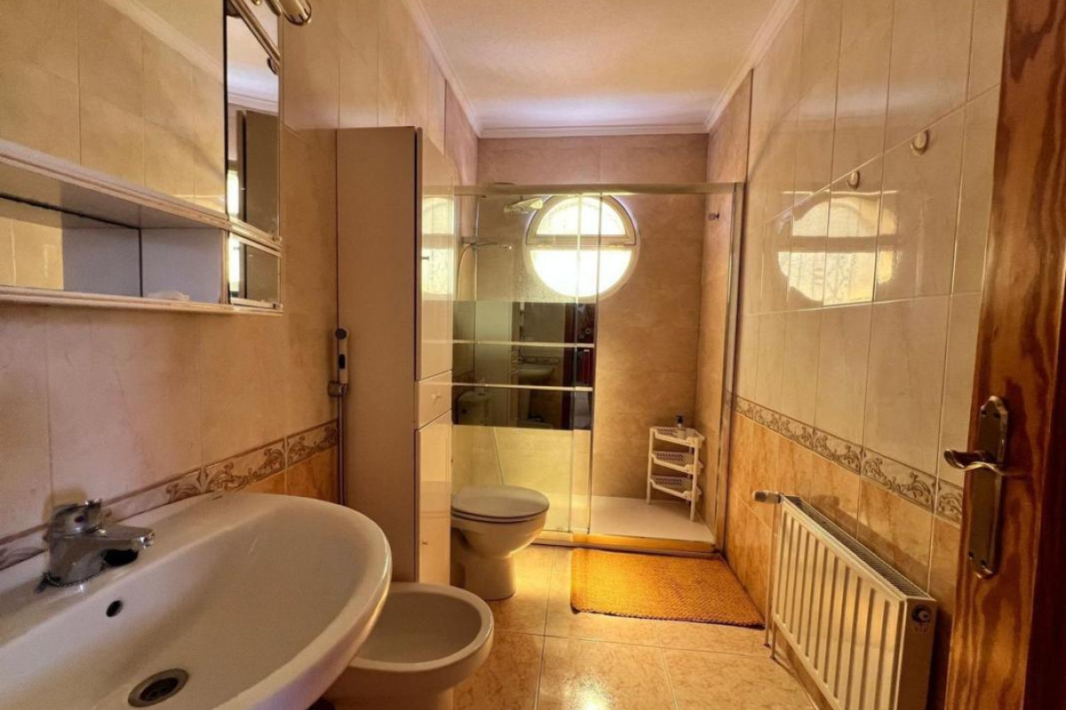 Herverkoop - Villa - Torrevieja - torrevieja