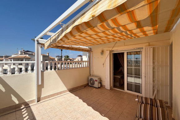 Reventa - Quad house - Orihuela Costa - Playa Flamenca