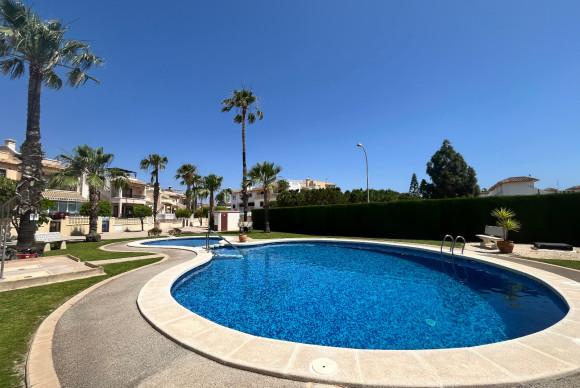 Reventa - Quad house - Orihuela Costa - Playa Flamenca