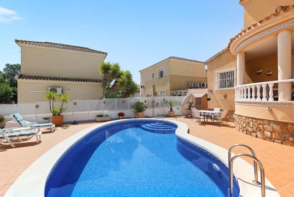 Reventa - Detached Villa - Pinar de Campoverde - Pinar de Campoverde - Village