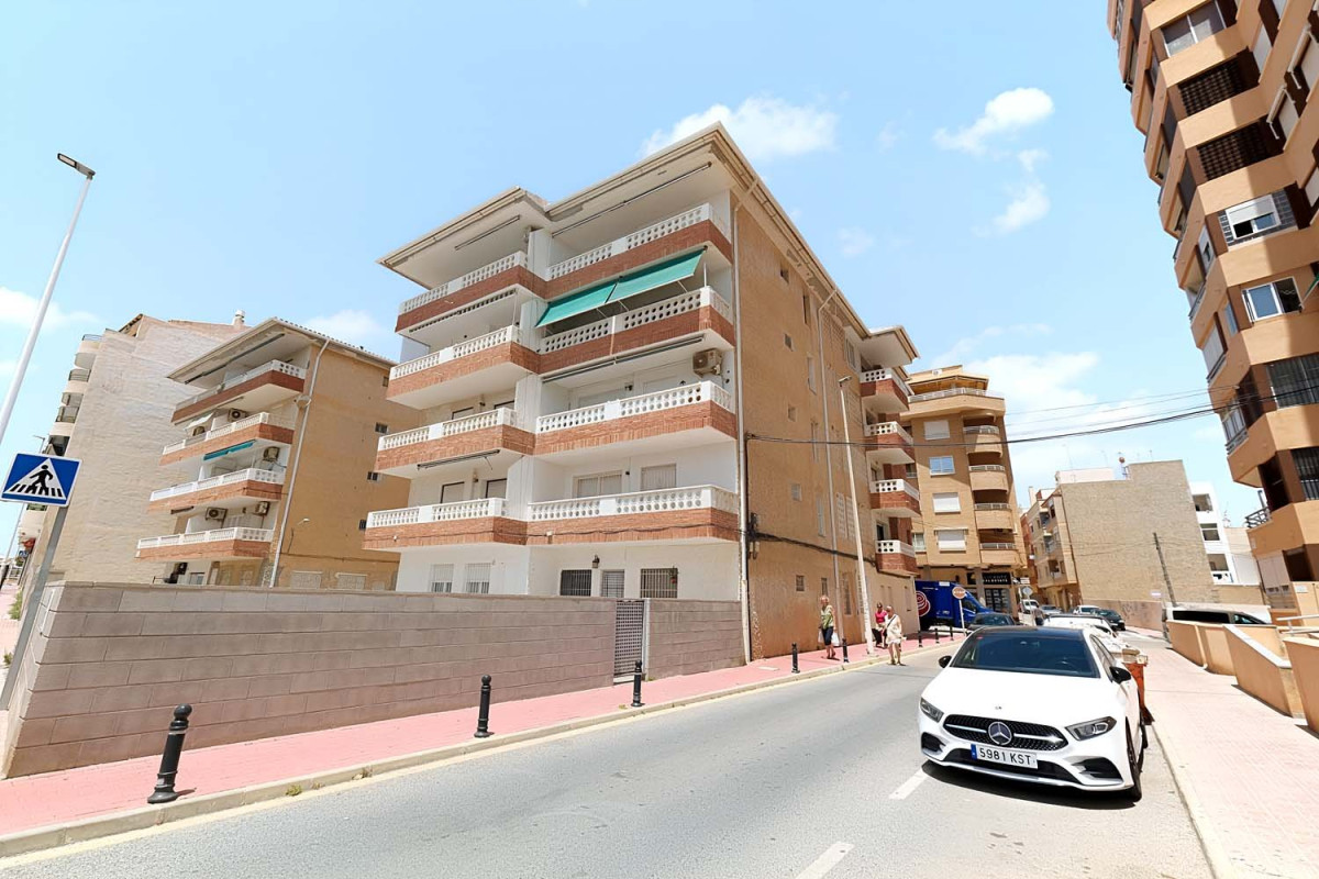 Herverkoop - Appartement  - Torrevieja - Torre La Mata