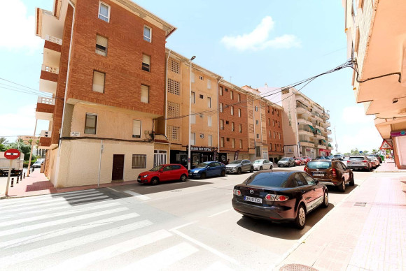 Herverkoop - Appartement  - Torrevieja - Torre La Mata