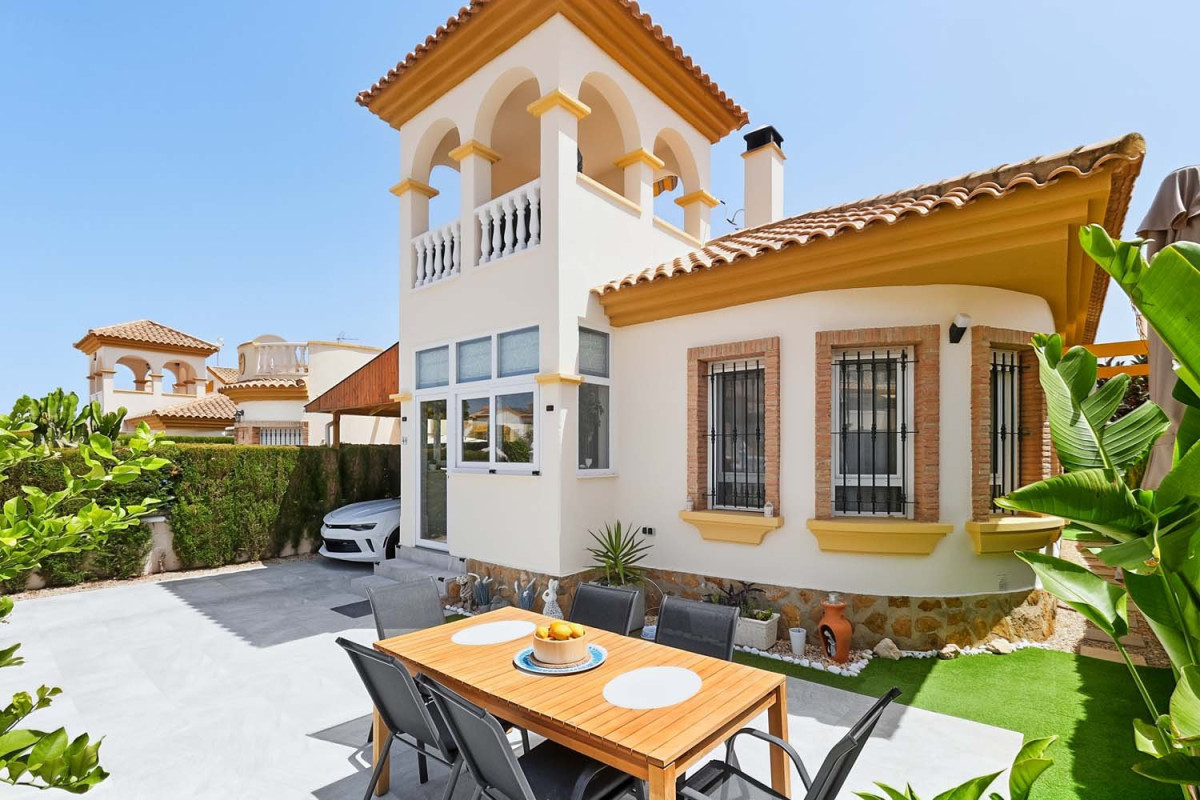 Herverkoop - Vrijstaande Villa - Pinar de Campoverde - Pinar de Campoverde - Village