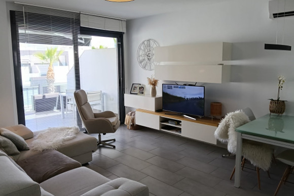 Herverkoop - Appartement  - Orihuela Costa - Punta Prima