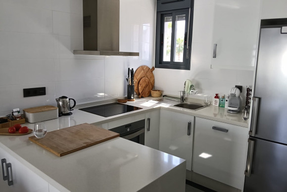 Herverkoop - Appartement  - Orihuela Costa - Punta Prima