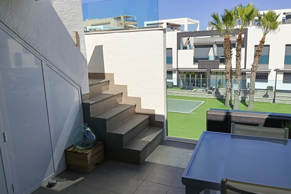 Herverkoop - Appartement  - Orihuela Costa - Punta Prima