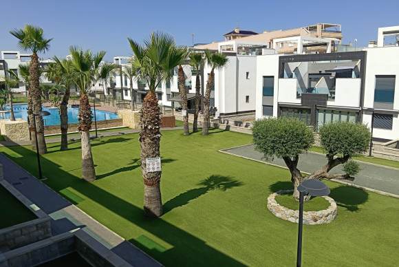 Herverkoop - Appartement  - Orihuela Costa - Punta Prima