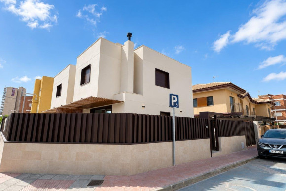 Herverkoop - Vrijstaande Villa - Santiago de La Ribera - Santiago de La Ribera - Town