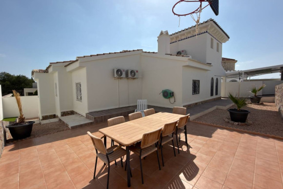 Herverkoop - Villa - Ciudad Quesada - Central Quesada