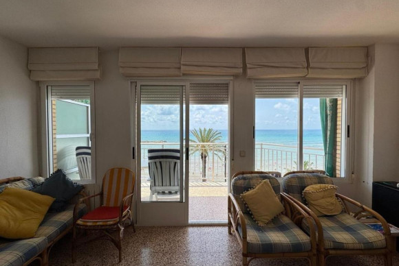 Resale - Apartment  - Torrevieja - torrevieja
