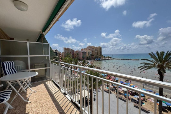 Resale - Apartment  - Torrevieja - torrevieja
