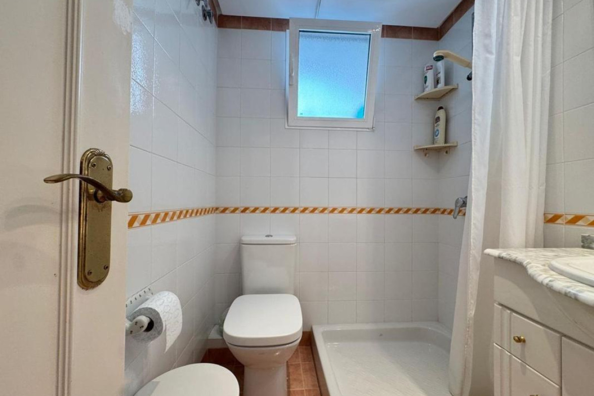 Resale - Apartment  - Torrevieja - torrevieja