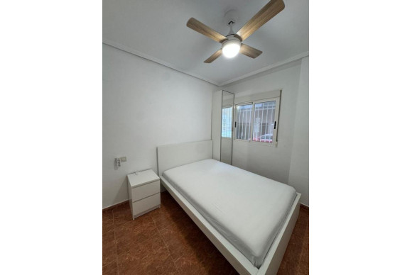 Reventa - Apartamento / piso - Torrevieja - torrevieja