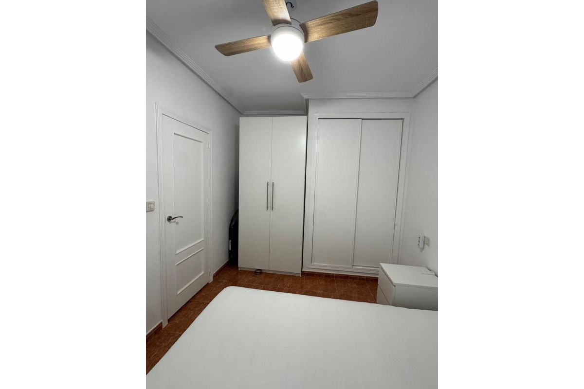 Reventa - Apartamento / piso - Torrevieja - torrevieja
