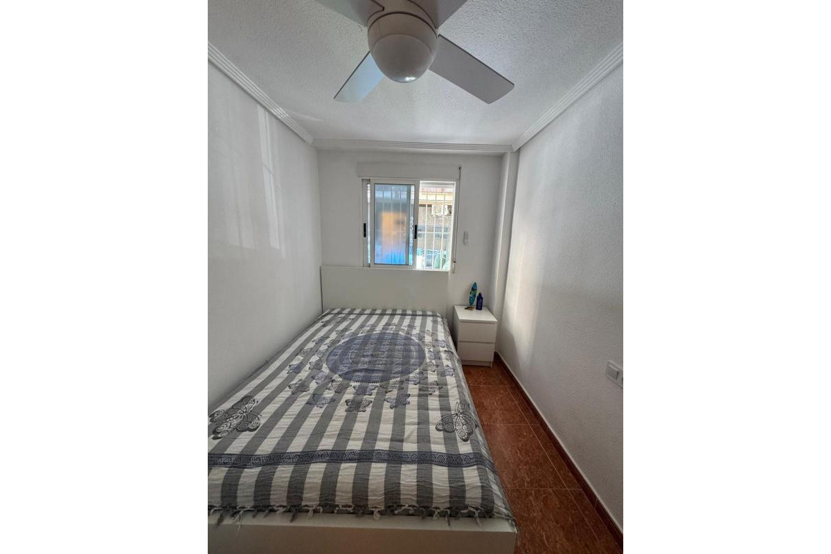 Reventa - Apartamento / piso - Torrevieja - torrevieja